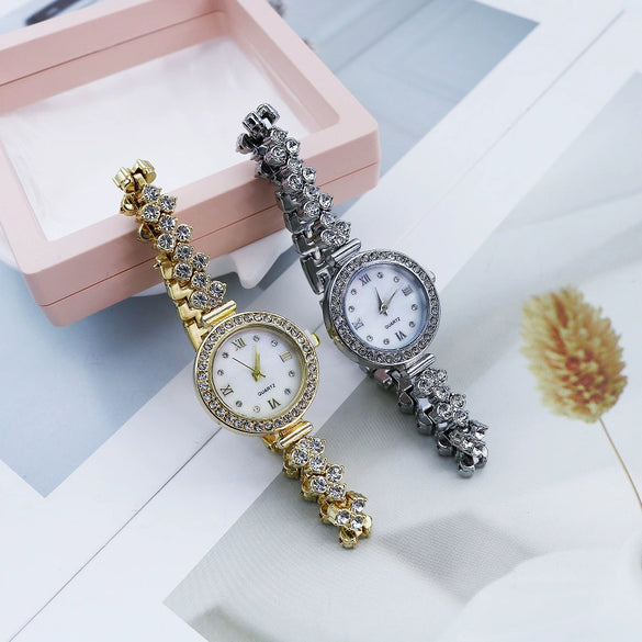 Ladies Fashionable Alloy Bracelet Watch With Round Dial And Spiral Crown