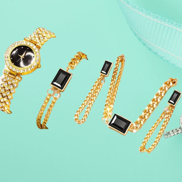 Ladies Fashionable Diamond Watch Jewelry Set With Heart Shaped Jewelry Alloy And Stainless Steel Materials