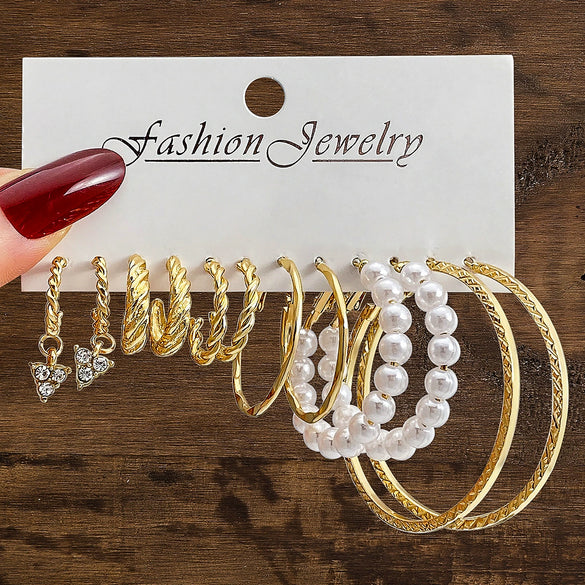 Ladies Imitation Pearl Geometric Hammer Set With Pearls Earrings