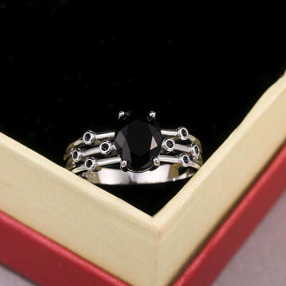 Ladies Jewelry Copper Inlaid Crystal Engagement Ring Geometric Style Electroplated