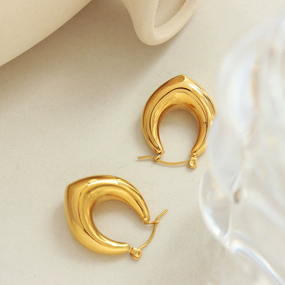 Ladies Kidney Bean Ushaped Electroplated Geometric 316L Stainless Steel Earrings