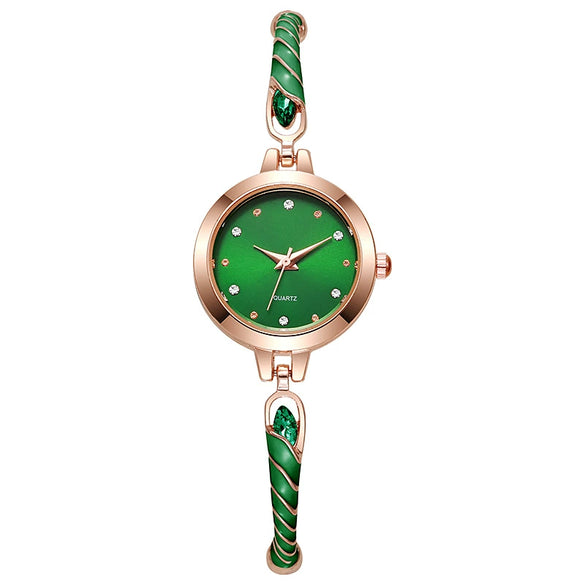 Ladies Quartz Watch Alloy Material Round Dial Leisure Style