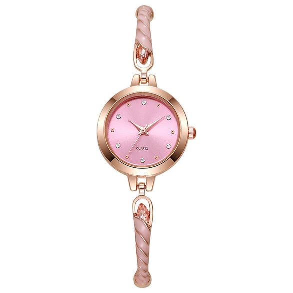 Ladies Quartz Watch Alloy Material Round Dial Leisure Style