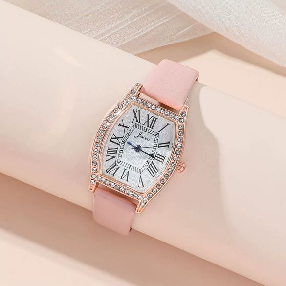 Ladies Quartz Watch Alloy Round Dial Fashion Design