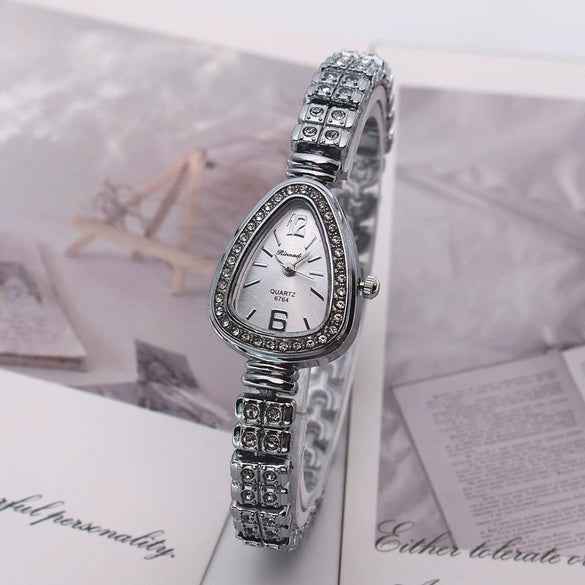 Ladies Quartz Watch Snakeshaped Flowershaped Alloy Imitation Ceramic