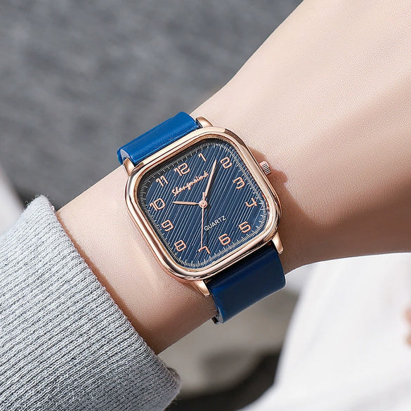 Ladies Quartz Watch Square Alloy Case Silicone Strap Business Style