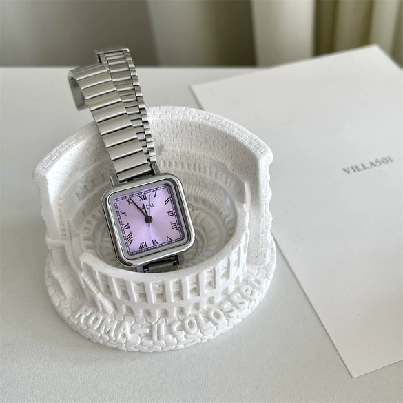 Ladies Retro Quartz Watch Alloy Case Gold Buckle Round Dial