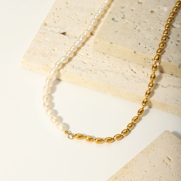 Ladies Stainless Steel Freshwater Pearl Necklace With Geometric Pattern And Pvdp Furnace Real Gold Treatment