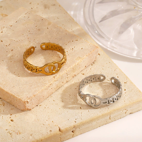 Ladies Stainless Steel Geometric Cross Hip Hop Ring With 18K Gold Plated Electroplating
