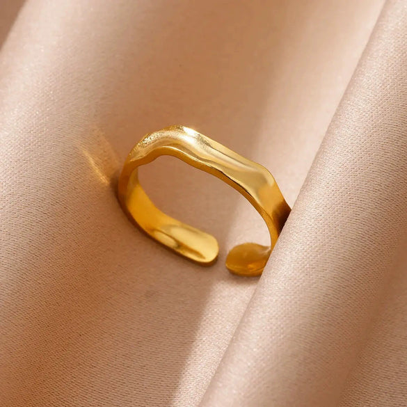 Ladies Stainless Steel Gold Plated Adjustable Wave Opening Ring With Electroplating