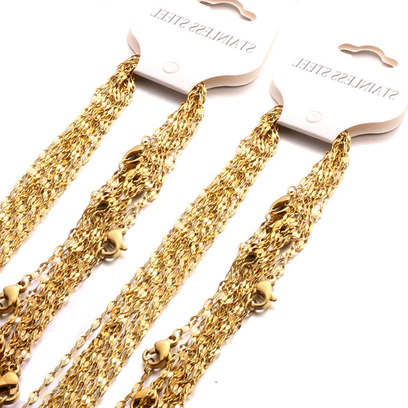 Ladies Stainless Steel Lip Necklace With Water Corrugated Chain And Electroplating Process