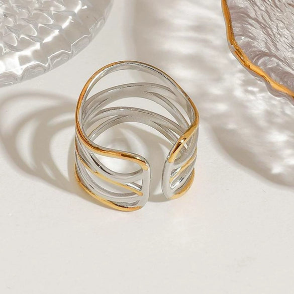 Ladies Stainless Steel Ring With Gold And Silver Color Matching Geometric Pattern And Electroplating