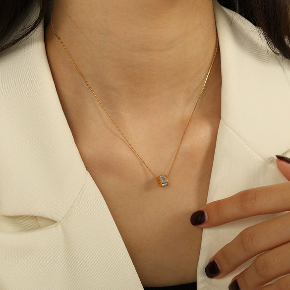 Ladies 316L Stainless Steel Clavicle Chain Jewelry With Microinlaid Full Diamond Small Waist Pendant And Geometric Style Electroplated
