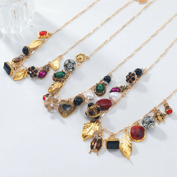 Ladies Vintage Insect Leaf Pendant Necklace Zinc Alloy Jewelry Electroplating Bamboo Chain Style