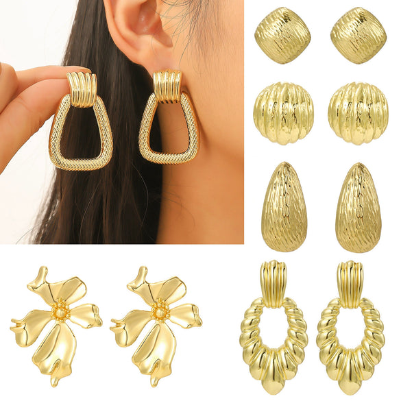 Ladies Zinc Alloy Geometric Style Electroplated Earrings With Flower And Drop Shape Pattern