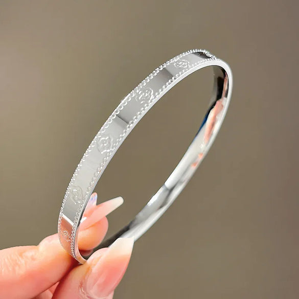 Lady Four Leaf Clover Titanium Steel Bangle In Bulk