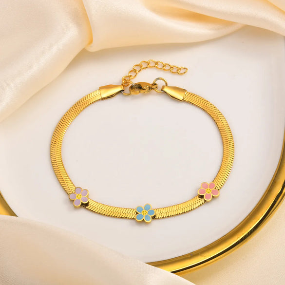 Lady Sweet Korean Style Flower Butterfly 201 Stainless Steel 18K Gold Plated Bracelets In Bulk