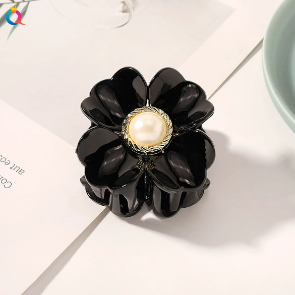 Large Acrylic Floral Pearl Hair Claw Clip For Women Handmade Pastoral Style Hairpin With Elegant Flower Design