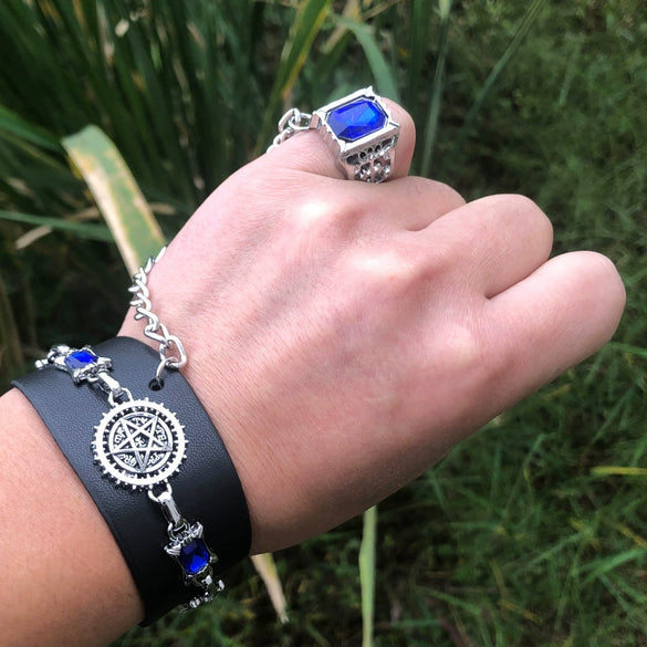 Leather And Pu Bracelet With Alloy Pendant Crystal Design Animals Zodiac Pattern
