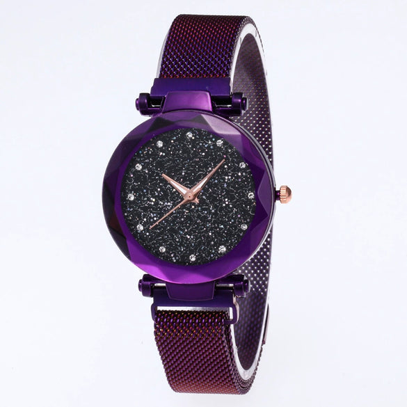 Leisure Alloy Women's Quartz Watch And Bracelet Twopiece Set With Magnet Buckle And Round Dial