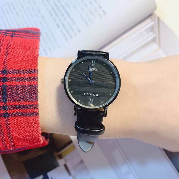 Leisure Couple's Watch With Alloy Case Imitation Leather Strap And Stainless Steel Clasp Round Dial