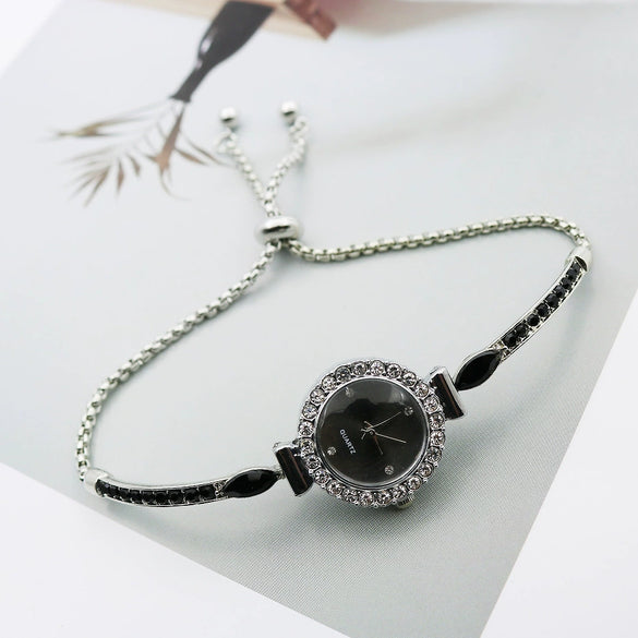 Leisure Diamond Bracelet Watch For Women Alloy Case Stainless Steel Strap Round Dial