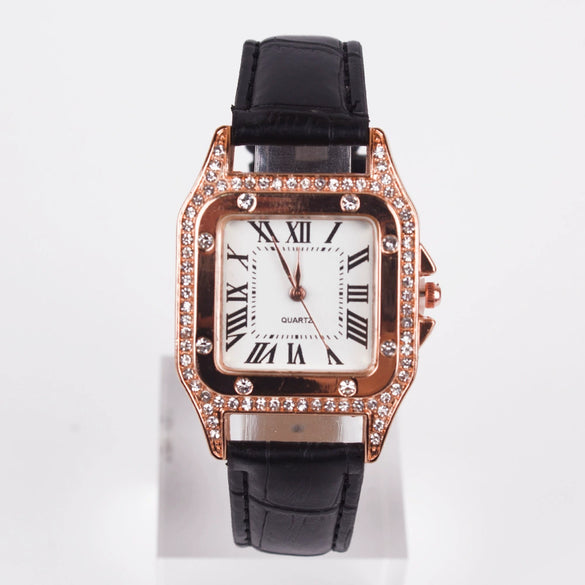 Leisure Female Watch Set With Alloy Case Genuine Leather Strap And Round Dial