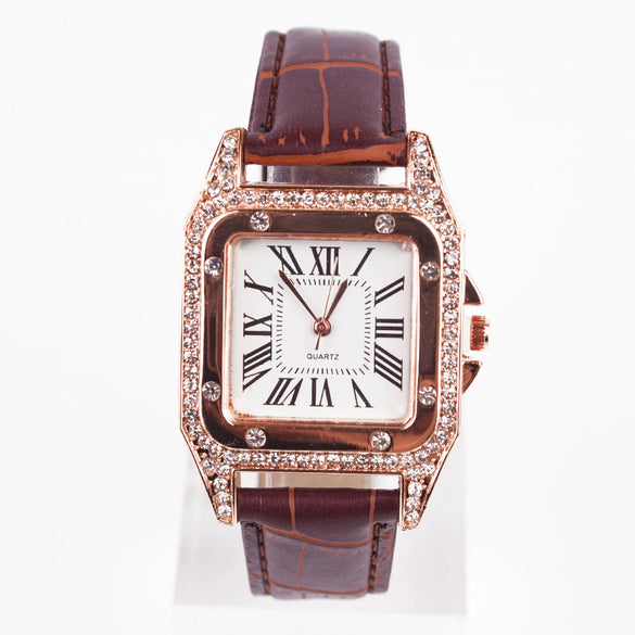 Leisure Female Watch Set With Alloy Case Genuine Leather Strap And Round Dial