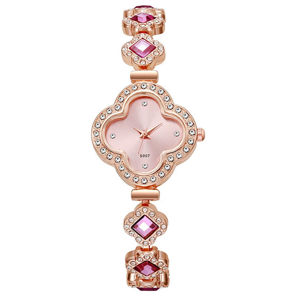 Leisure Fourleaf Clover Alloy Bracelet Quartz Watch For Women With Rhombus Dial