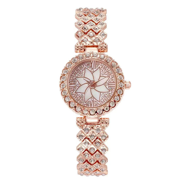 Leisure Ladies Bracelet Watch With Rhinestone Flower Round Dial Alloy Strap Stainless Steel Buckle