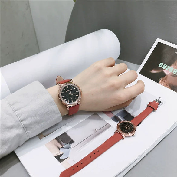 Leisure Retro Allmatch Couple Watch Alloy Case Imitation Leather Strap Stainless Steel Clasp Round Dial Ordinary Glass Mirror