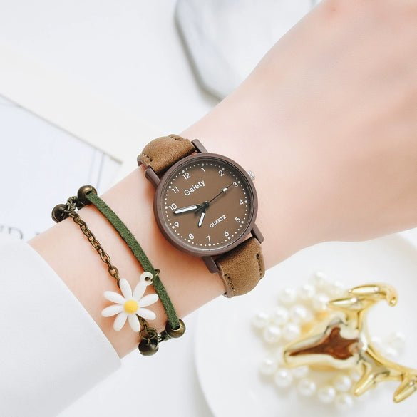 Leisure Style Alloy Case Canvas Strap Round Dial Women's Watch