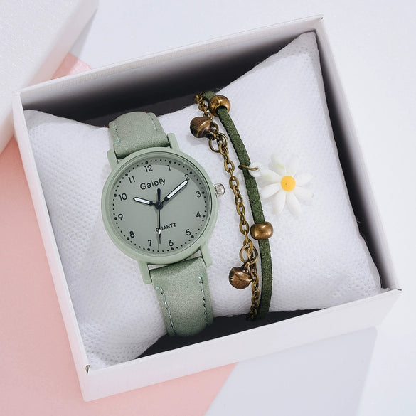 Leisure Style Alloy Case Canvas Strap Round Dial Women's Watch