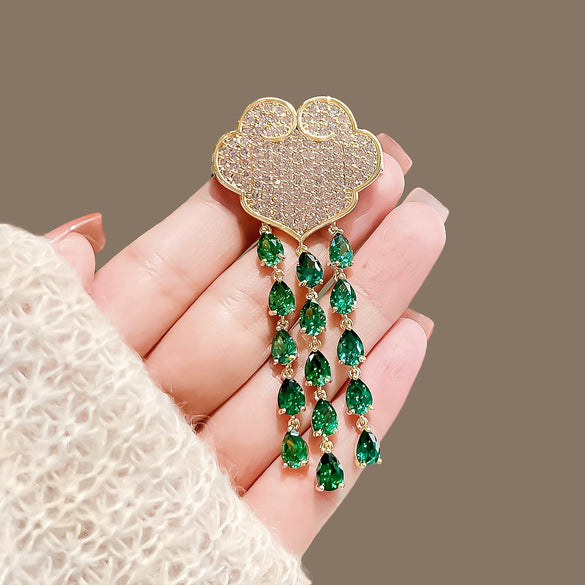 Light Luxury Alloy Brooch For Women With Tassel Electroplated Design