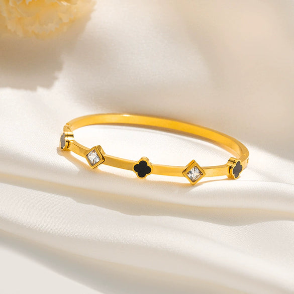 Light Luxury Fashion Geometric Four Leaf Flower Titanium Steel 18K Gold Plated Bracelet
