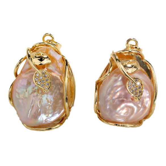 Light Luxury Freshwater Baroque Pearl Necklace Pendant Jewelry Accessories Copper Electroplated Real Gold Leaf Design