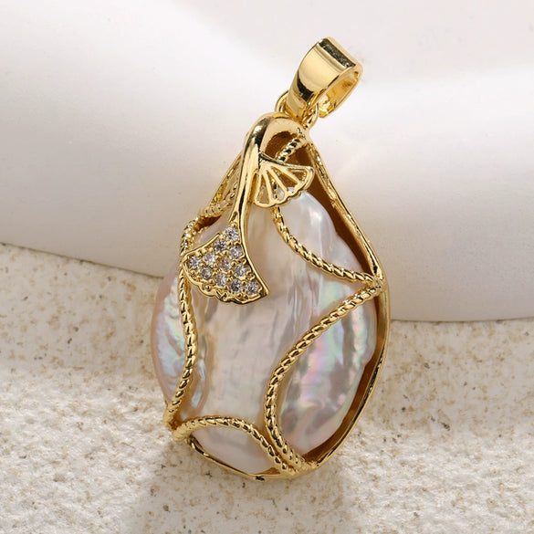 Light Luxury Freshwater Baroque Pearl Necklace Pendant Jewelry Accessories Copper Electroplated Real Gold Leaf Design