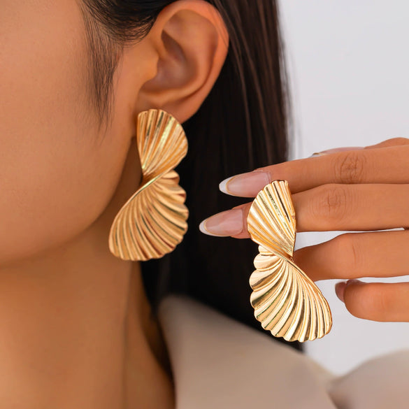 Light Luxury Geometric Alloy Earrings With Electroplating For Women
