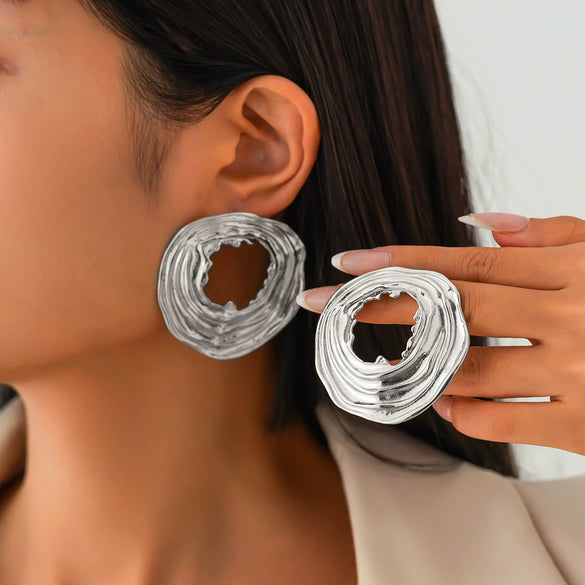 Light Luxury Geometric Alloy Earrings With Electroplating For Women
