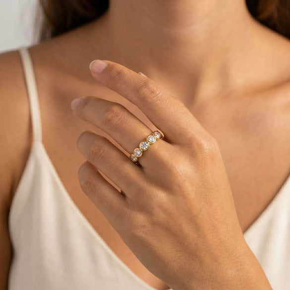 Light Luxury Geometric Bubble Diamond Zircon Ring For Women With Electroplating Design