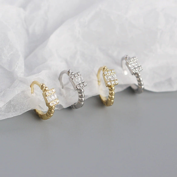 Light Luxury Geometric S925 Silver Diamondembedded Earrings For Women With Electroplating