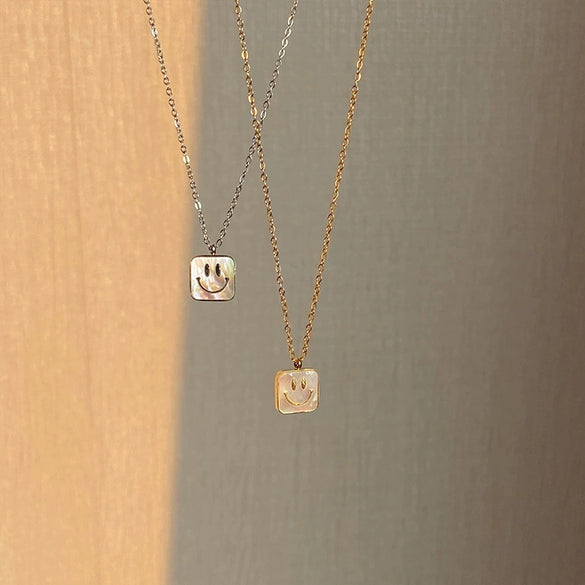 Light Luxury Geometric Shell Necklace Titanium Steel Women's Fashionable Collarbone Chain