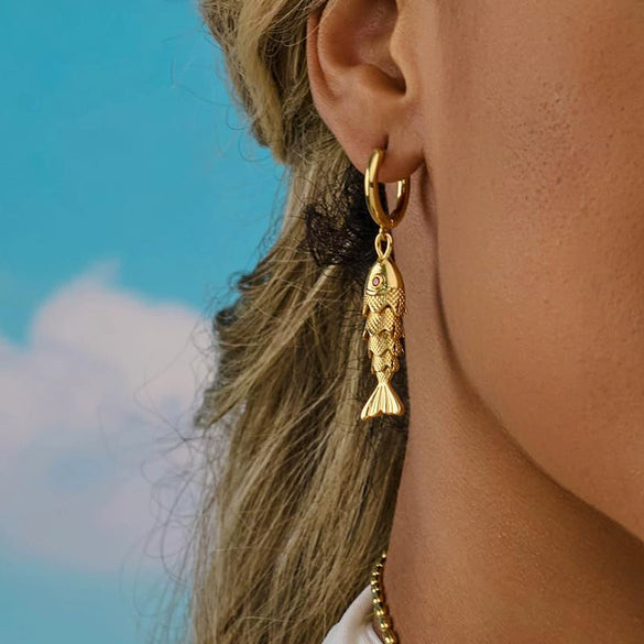 Light Luxury Movable Koi Fish Pendant Earrings For Women Copper Electroplated Gold Animal Shape Earrings