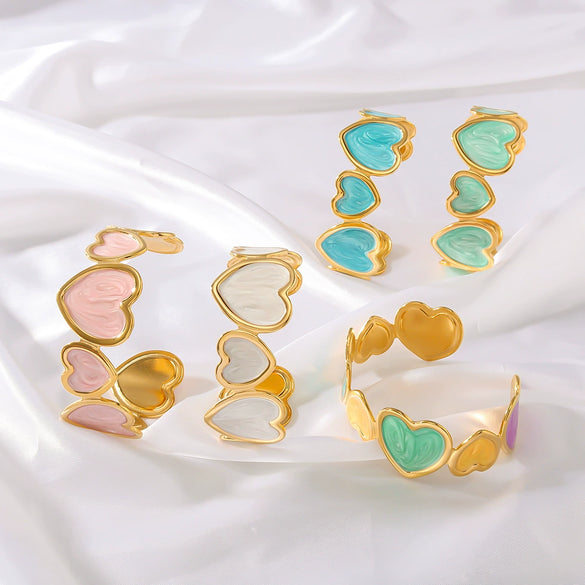 Light Luxury Open Color Love Shaped Oil Titanium Steel And Stainless Steel Electroplated Bracelet