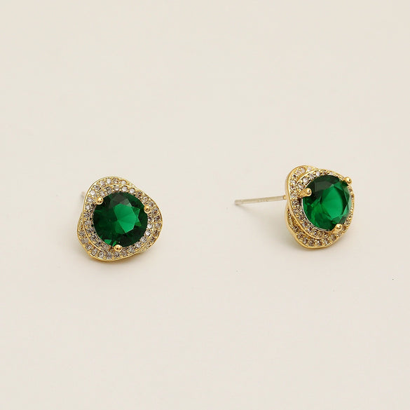 Light Luxury Retro Drop Shape Metal Earrings For Women With Electroplated Geometric Design And Green Accent