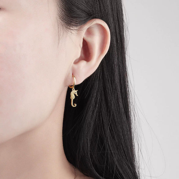 Light Luxury Seahorse Shaped Sterling Silver Earrings With Electroplated Geometric Design Fashion All Match Jewelry