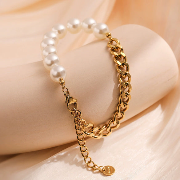 Light Luxury Stainless Steel Pearl Geometric Women's Bracelet With 18K Gold Plated Electroplating