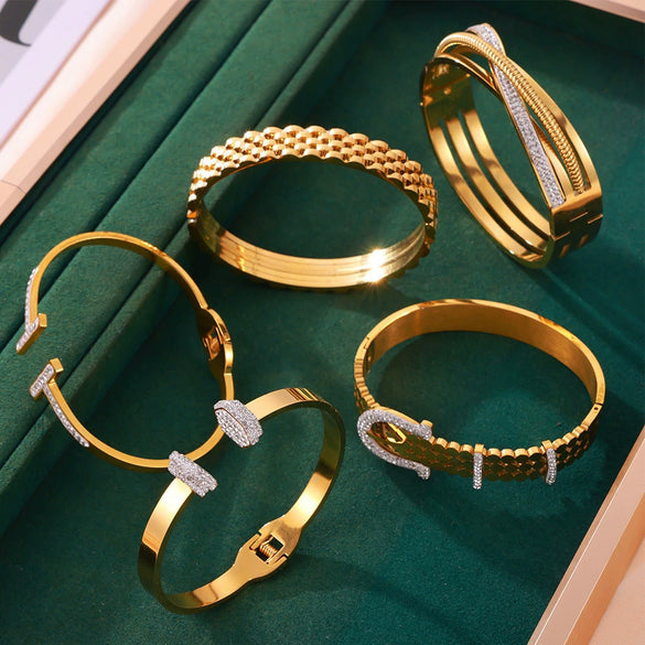 Light Luxury Style Titanium Steel Gold Plated Creative Bracelet With Geometric Pattern And Opening Design For Women