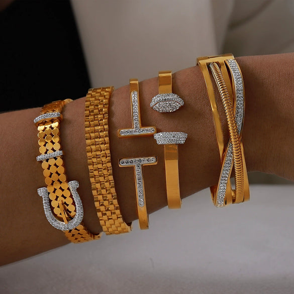 Light Luxury Style Titanium Steel Gold Plated Creative Bracelet With Geometric Pattern And Opening Design For Women