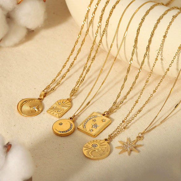 Light Luxury Titanium Steel And Stainless Steel Women's Necklace With Star And Geometric Pattern Pendant And Electroplating Design